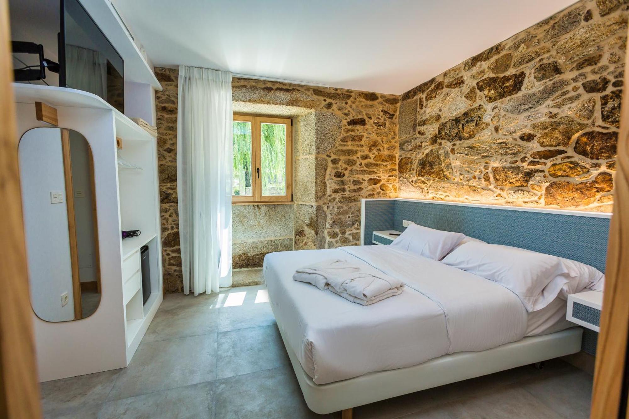 A De Lucia Hotel Quintans ภายนอก รูปภาพ