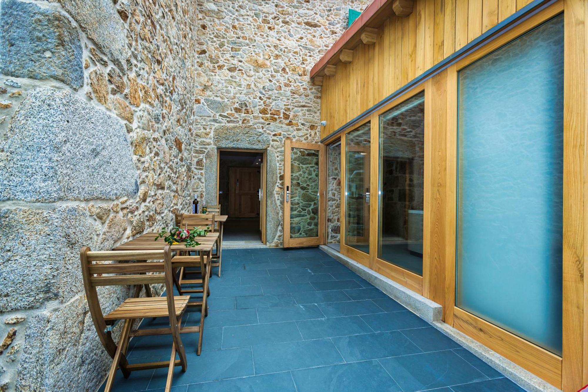 A De Lucia Hotel Quintans ภายนอก รูปภาพ