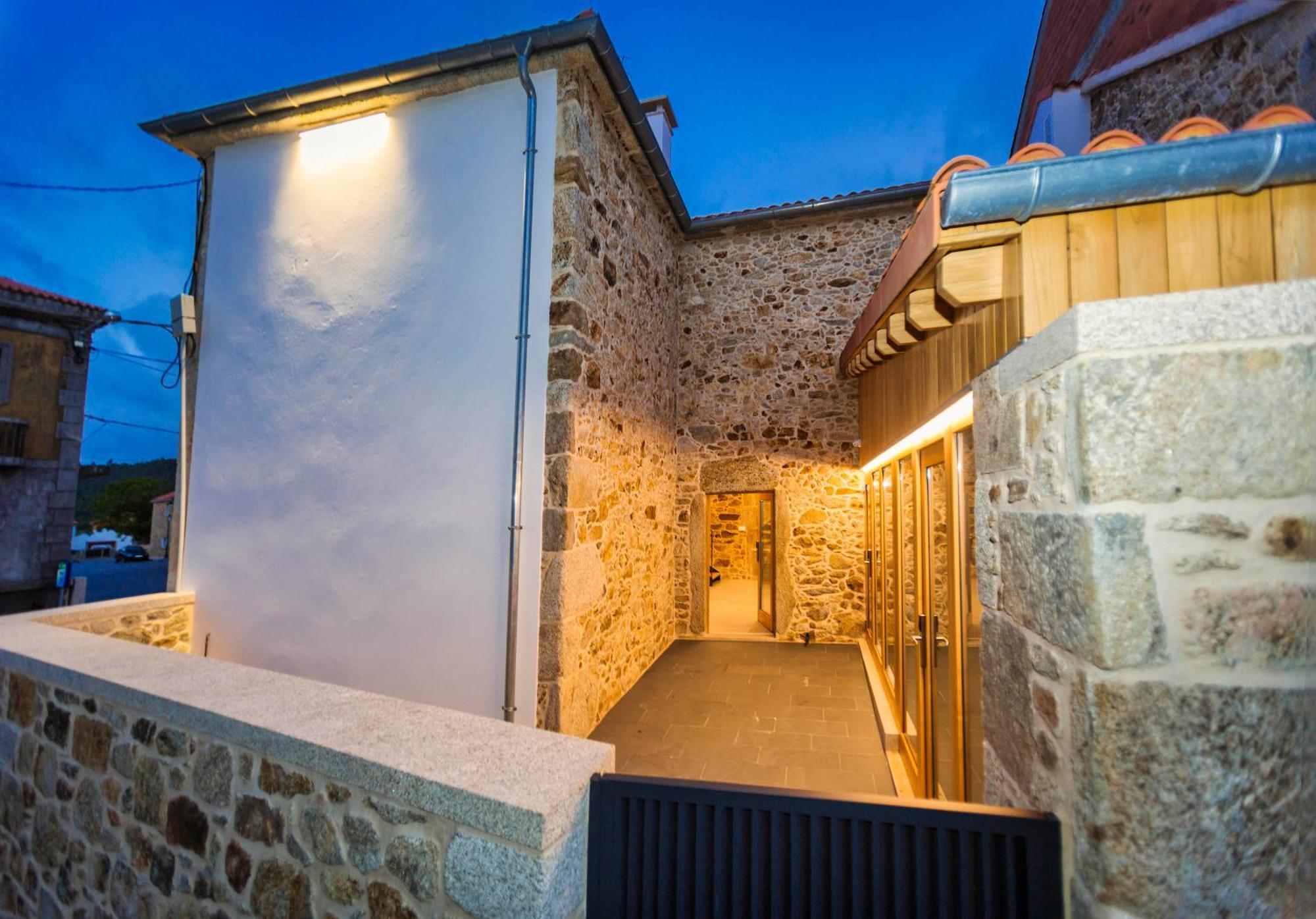 A De Lucia Hotel Quintans ภายนอก รูปภาพ